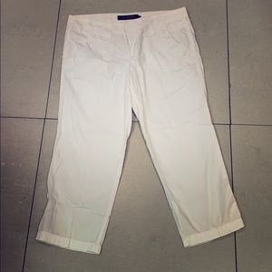 Calvin Klein white capri pants